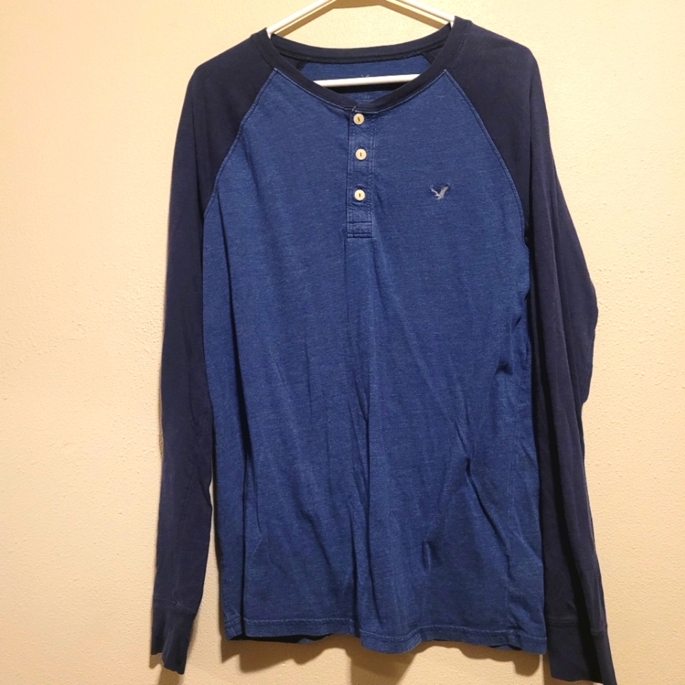 Men's American Eagle henley